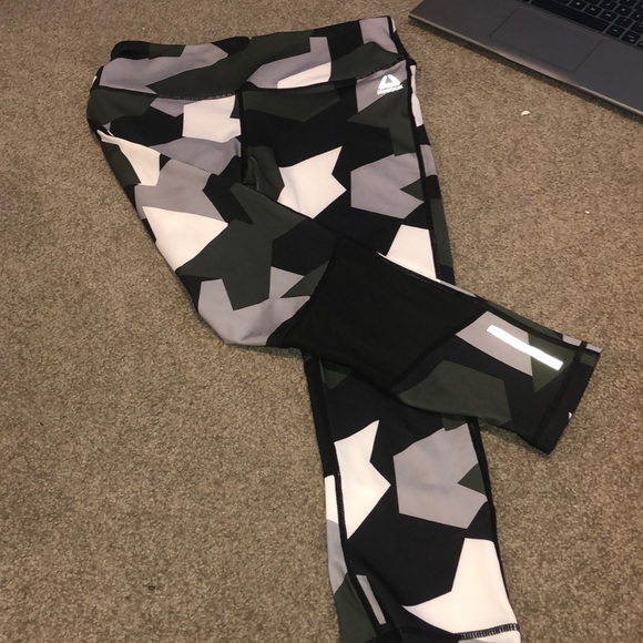 Reebok Pants - Cropped leggings Reebok Pants - Cropped leggings